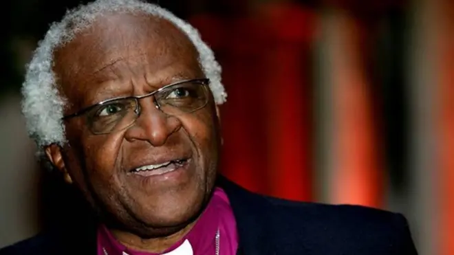 ඔබ සාකච්ඡා කරන්නේ ඔබේ මිතුරන් සමඟ නොවේ.'