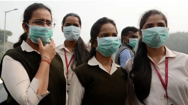 دلی میں جمعرات کو آلثدگی کے خلاف مظاہرہ بھی ہوا