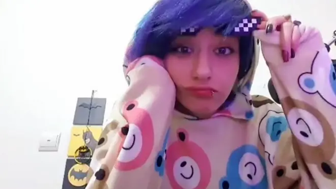 لاعبات فيديو جيم إيرانيات يربحن المال والشهرة خلال الإغلاق