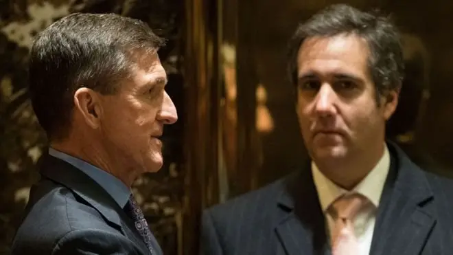 Michael Flynn (solda) ve Michael Cohen (sağda)
