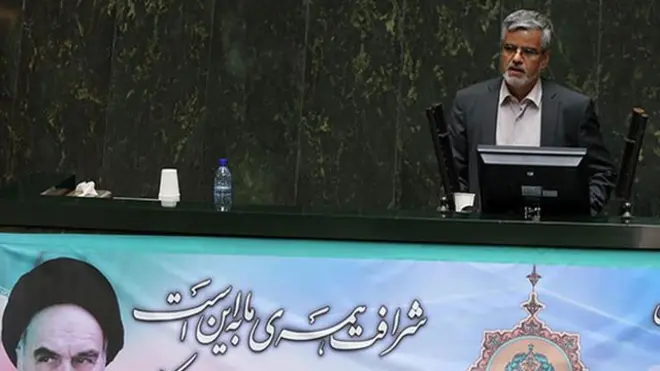 محمود صادقی