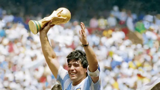Марадона з кубком Чемпіонату світу-1986