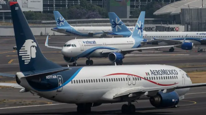 Aviones en el aeropuerto de Ciudad de México
