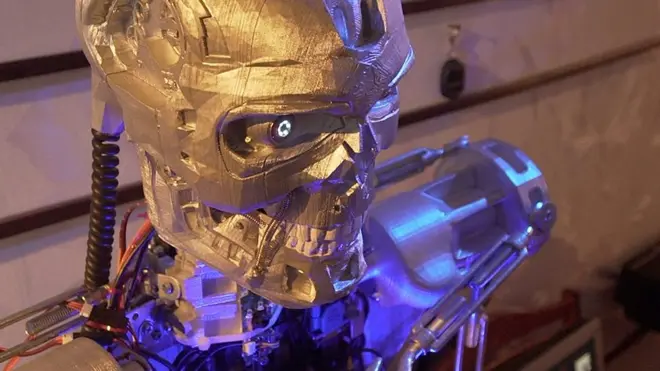 Терминатор из Сибири: как самому сделать робота и "умную избу"