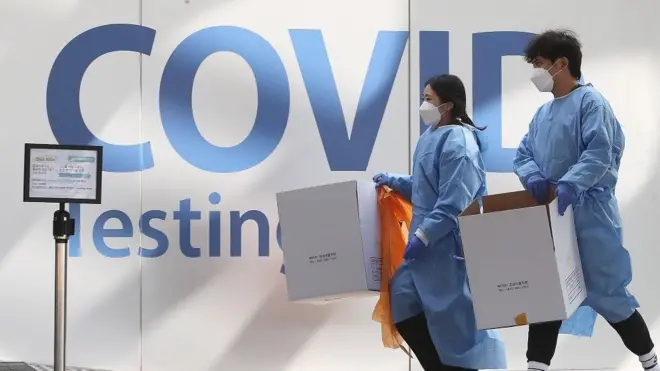 28일 국내 코로나19 신규 확진자 수는 18만7213명, 사망자 수는 287명을 기록했다