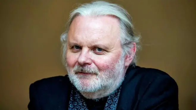 නොබෙල් සාහිත්ය ත්යාගය නෝර්වීජියානු ලේඛක සහ නාට්ය රචක යෝන් ෆොස්සට