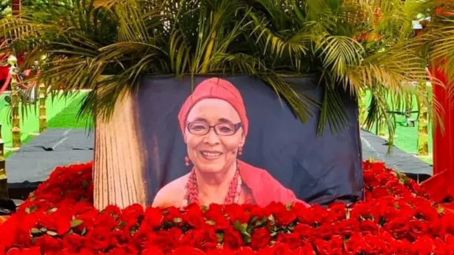 Queen Mother Naa Dedei Omaedru III