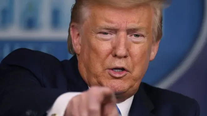 هدد ترامب بوقف تمويل منظمة الصحة العالمية، منتقدا طريقة إدارتها لأزمة الوباء