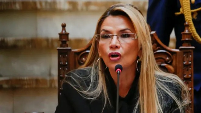 Jeanine Áñez ordenó la salida de la embajadora mexicana, así de como de dos altos diplomáticos españoles.