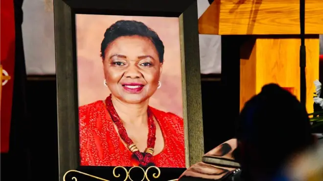 Hlengiwe Mkhize burial