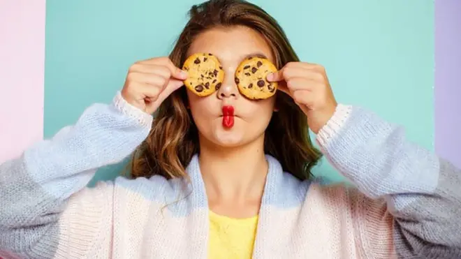 غیر ضروری کھانا