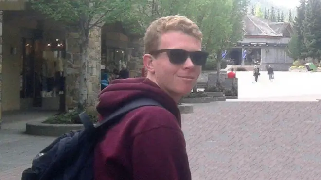 Alex Hardy contó lo que había vivido en un email, que programó para que se enviase 12 horas después de que él se suicidara.