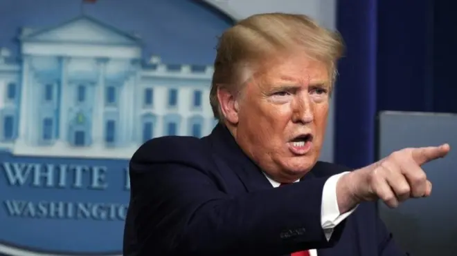 آقای ترامپ به "دشمن نامرئی" اشاره کرد