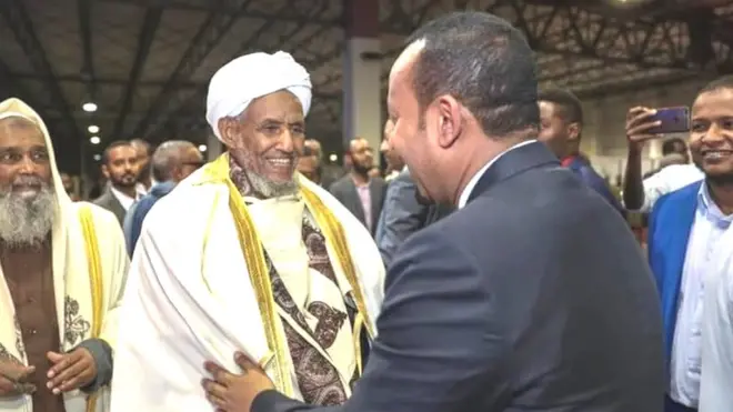 Ministira Muummee Abiy Ahmad fi Dureewwan Amantii Islaamaa