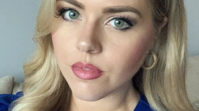 La periodista Victoria Price siguió el consejo de una espectadora y llamó a su médico de inmediato.