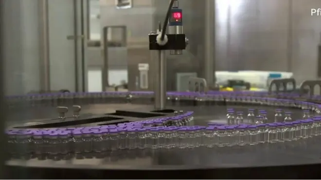 کورونا واکسين