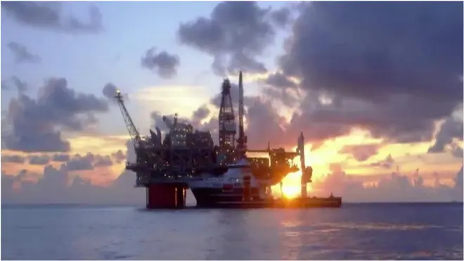 OIl rig