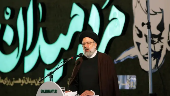 أجرى رئيسي مقابلة تلفزيونية نادرة مع قناة "المنار" اللبنانية التابعة لحزب الله