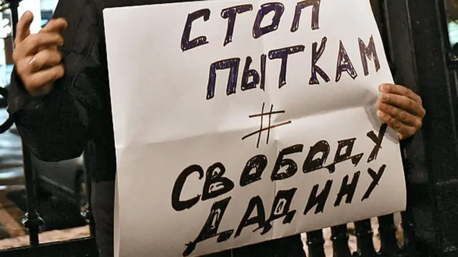 Заявления Дадина о пытках в колонии вызвали широкий общественный резонанс