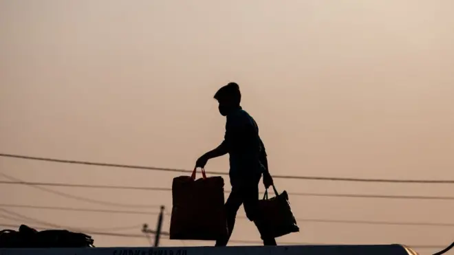 Masyarakat Jepang memiliki istilah 'jouhatsu' untuk merujuk orang yang sengaja menghilang dan menyembunyikan diri selama bertahun-tahun.