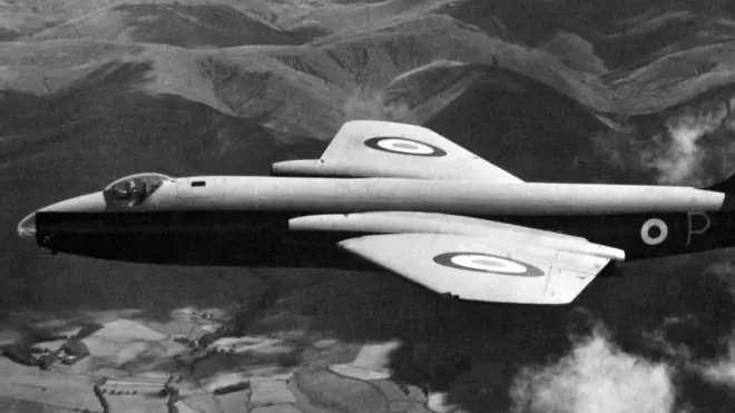 реактивный бомбардировщик English Electric Canberra