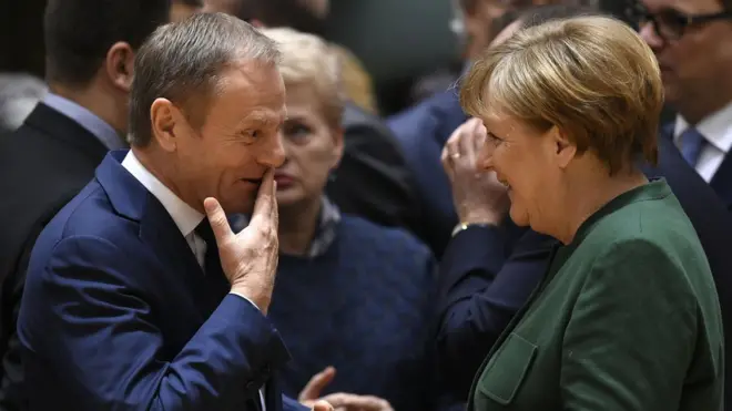 Дональд Туск і Ангела Меркель на самміті ЄС у березні