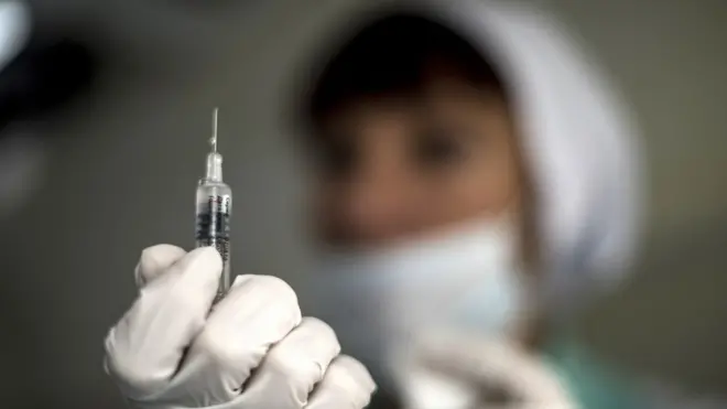 Врач одной из больниц в Приморье посоветовал сходить в церковь вместо вакцины против бешенства