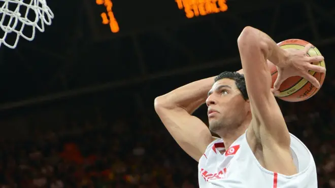 La Tunisie a participé à l'Afrobasket sans son pivot Salah Mejri, victime d'une blessure au genou.