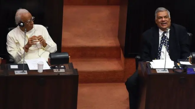 සජිත් - ඩලස් බෙදී තරඟ කරන්නේ නම්, රනිල් ජනපති වන බව ස්ථිර යි