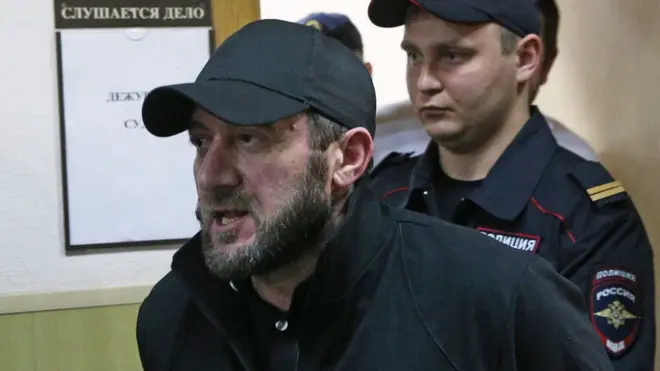 Хамзат Бахаев обвиняется в том, что перевозил на своей машине предполагаемых исполнителей убийства Немцова