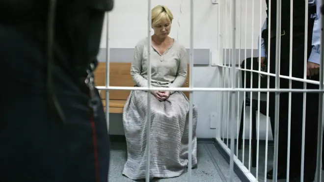 Некоторые фигуранты, например, экс-владелица лагеря Елена Решетова, находятся под стражей