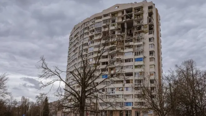 Жертвами обстрела на улице Черновола стали несколько десятков жителей Чернигова