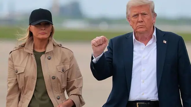 Трамп с женой