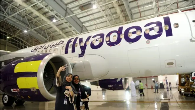 Самолет компании Flyadeal