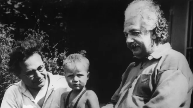 З сином та онуком у 1936 році