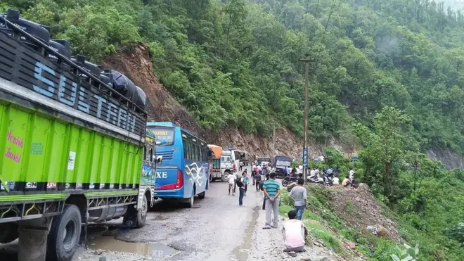 अबरुद्ध नारायणगढ मुगलिङ सडक खण्ड