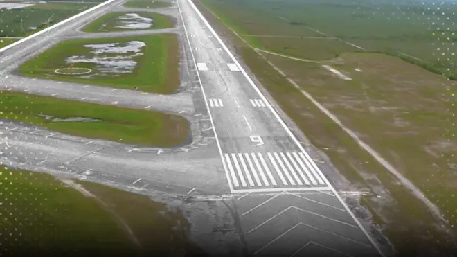 Imagem aérea do Aeroporto de Treinamento e Transição Dade-Collier. Captura de tela de vídeo publicado pelo procurador-geral da Flórida (EUA), James Uthmeier