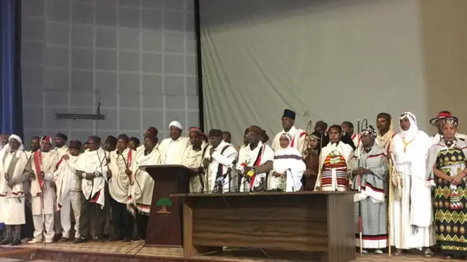 Abbootiin Gadaa wayita paartilee Oromoo mariisisan