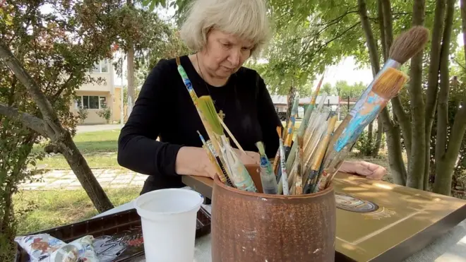 marina slika u dvoristu