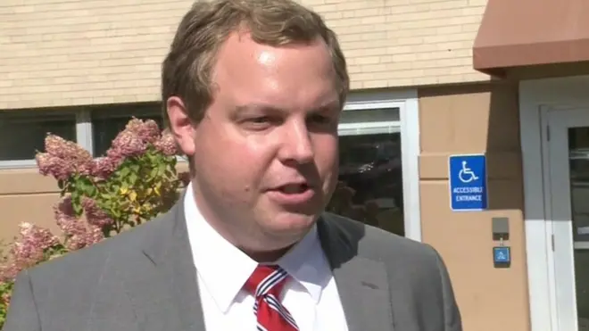 كان ديفيد سورنسن يعمل كاتب خطابات في البيت الأبيض