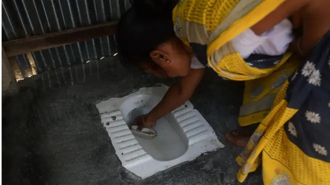 ٹوائلٹ، انڈیا