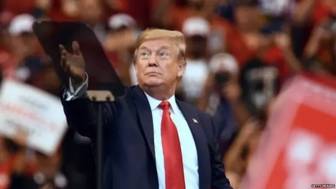 डोनल्ड ट्रंप