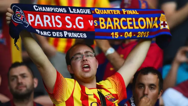 Aficionados del Barcelona en un duelo entre el PSG y el Barça en 2015.
