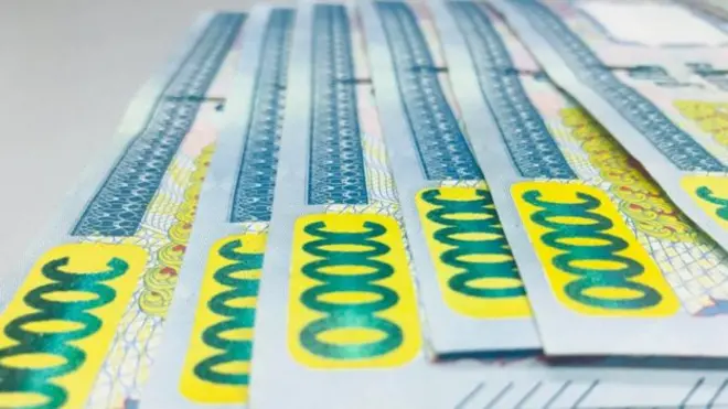 ငွေကြေးခဝါချမှု အမှုပေါင်း ၅၀၀ကျော် စစ်ဆေးဖမ်းဆီး