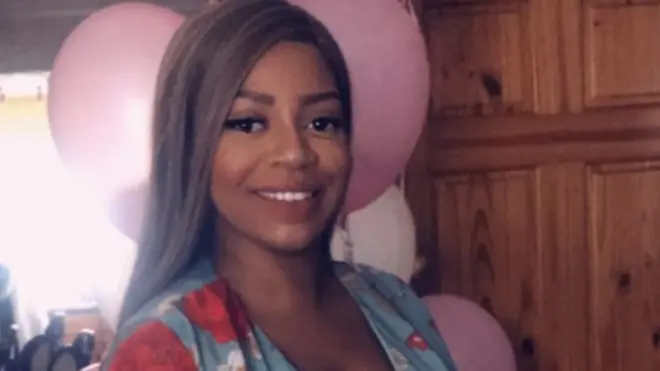 Lucy en su último día de quimioterapia