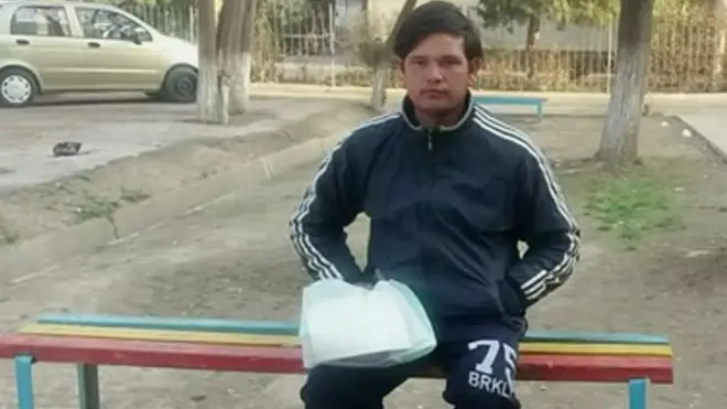 Жўрабек 32 ёшда, 1 фарзанди бор.