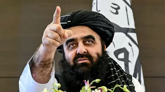 अफ़ग़ानिस्तान में तालिबान प्रशासन के विदेश मंत्री अमीर ख़ान मुत्तक़ी