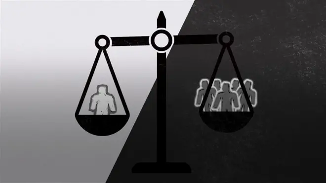 天秤、白人與黑人