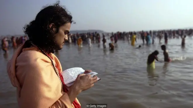 Bhagavad Gita, sách Hindu cơ bản, đã truyền bá nhược điểm của việc đặt mục tiêu liên miên từ 2.200 năm về trước.