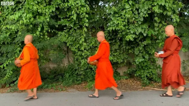 到海外受戒的泰国“反叛”女僧人